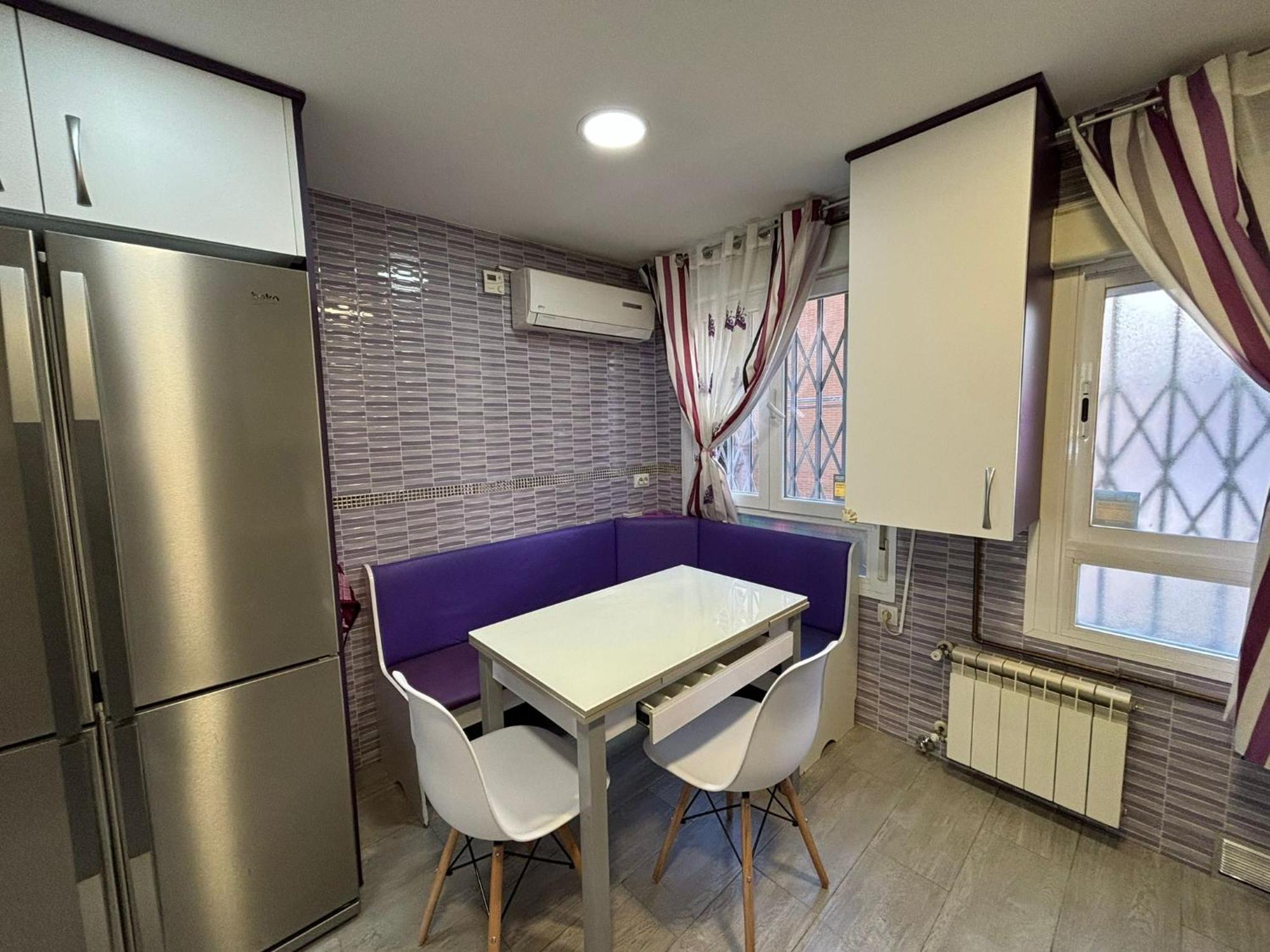 Apartamento Hermoso Piso En Santa Escolastica Madrid